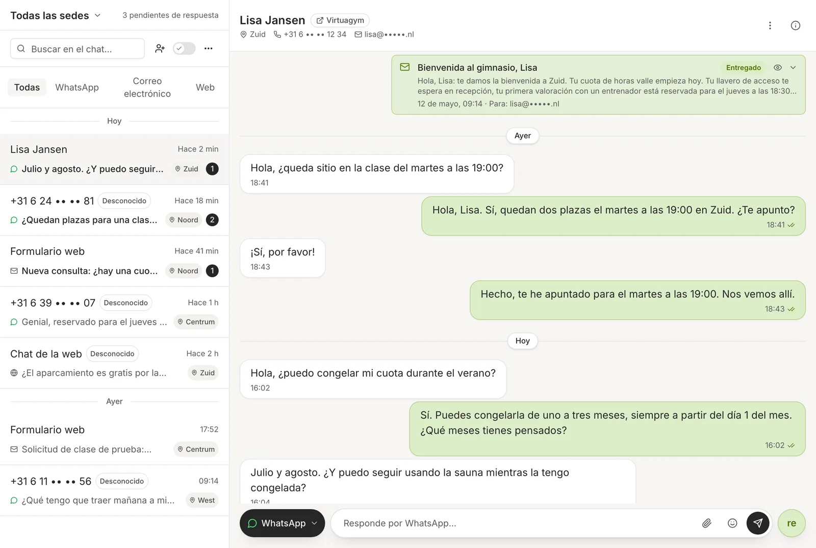 La bandeja de entrada: a la izquierda, las conversaciones de todas las sedes con su sede y su canal; en el centro, la conversación abierta con Lisa; a la derecha, sus datos de socia